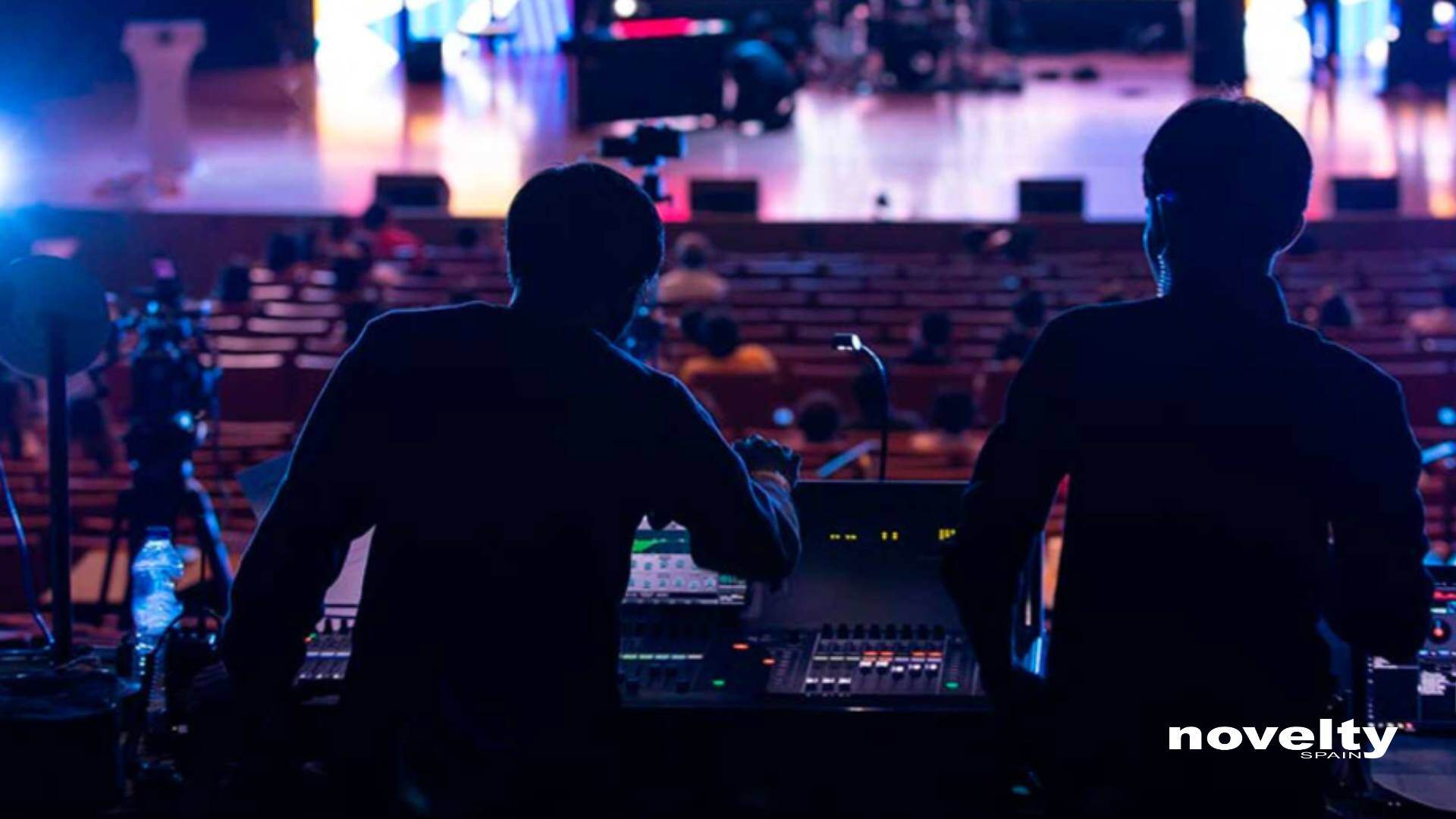 Event equipment rental: sound, lighting and video